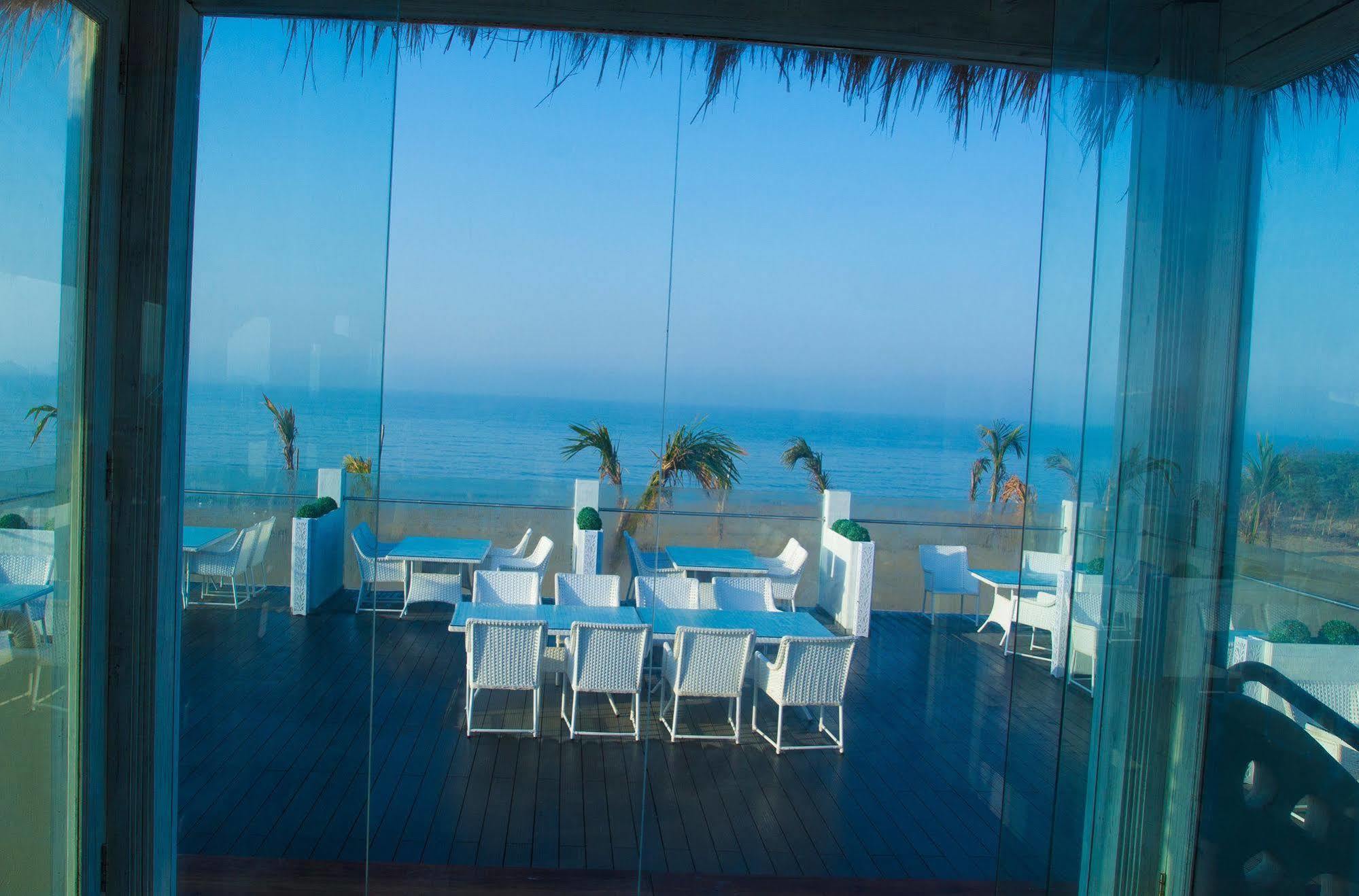 Serena Beach Resort Mandvi  Luaran gambar