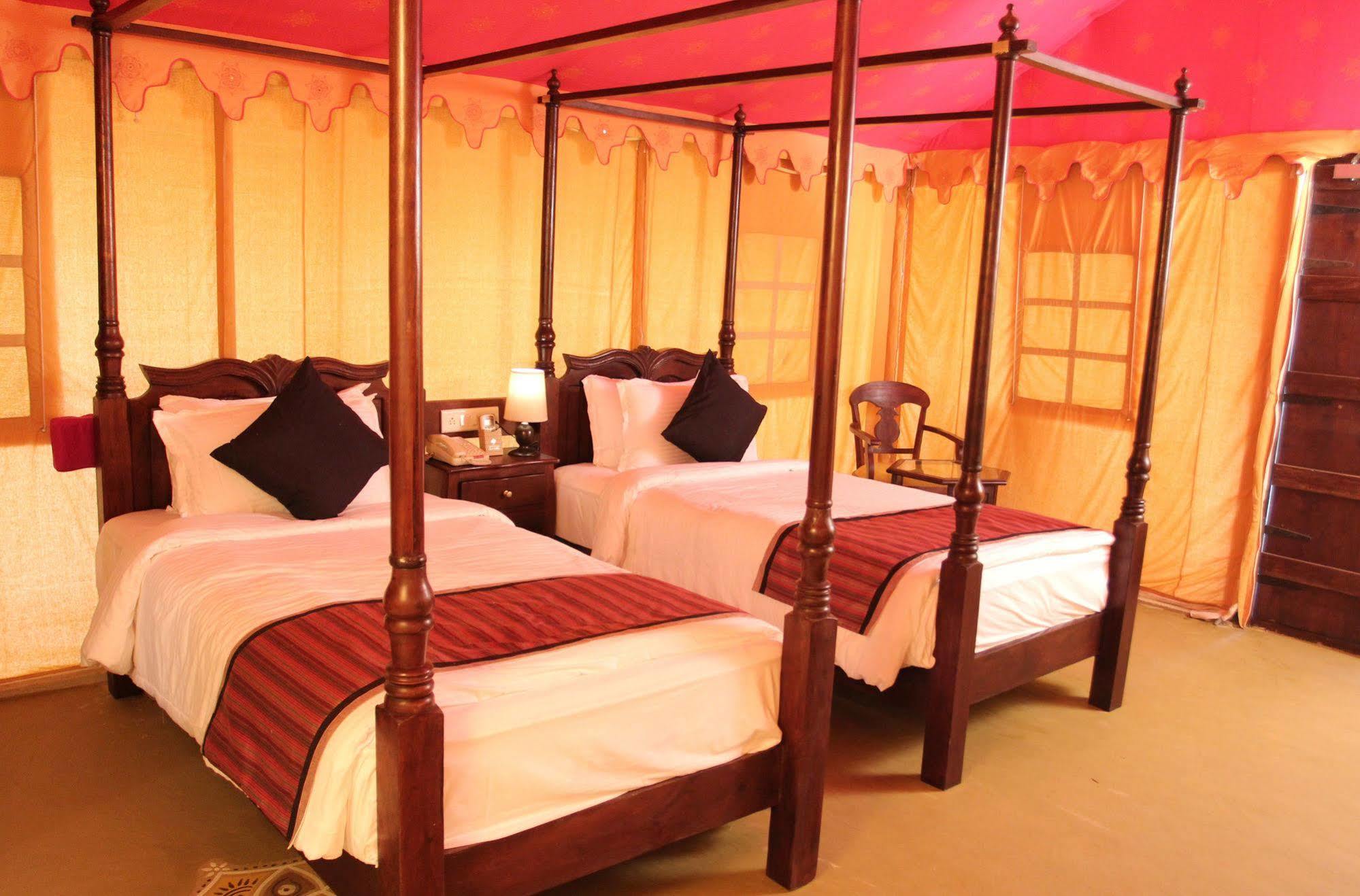 Serena Beach Resort Mandvi  Luaran gambar
