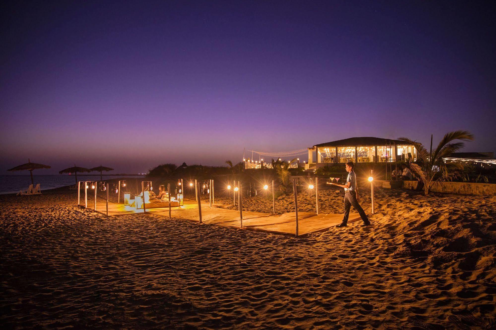 Serena Beach Resort Mandvi  Luaran gambar