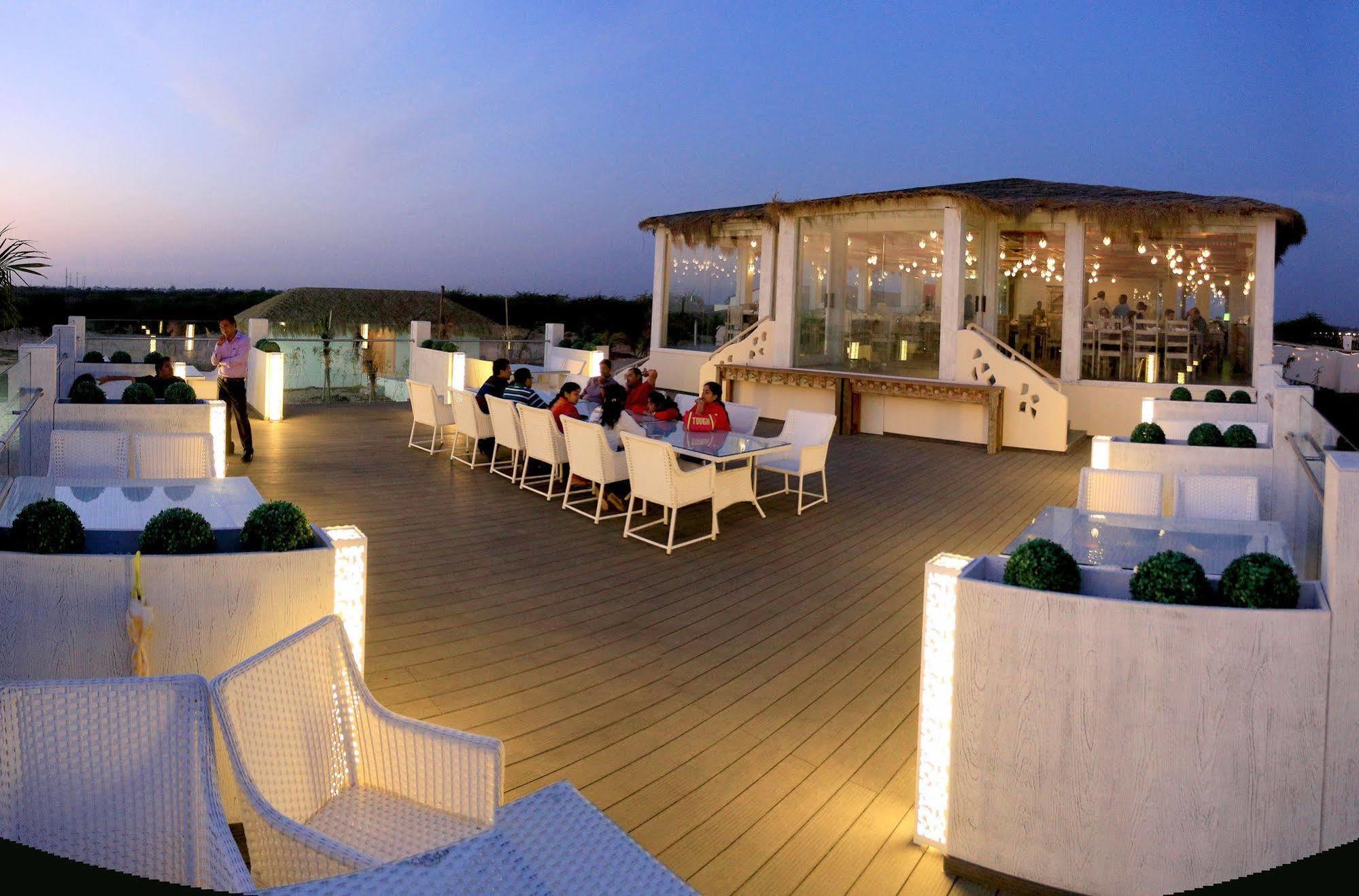 Serena Beach Resort Mandvi  Luaran gambar